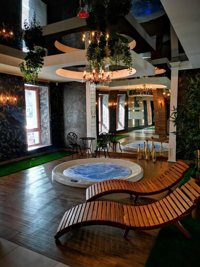 Aviator Hotel Restauracja & Spa Pabianice Exterior foto